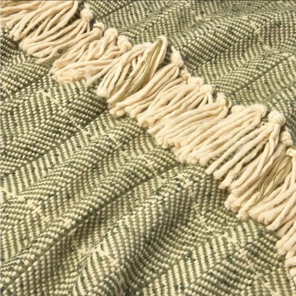 Herringbone Stripe Woven Bed Blanket
Green/Cream - Hearth & Hand with Ma… - Picture 3 of 5